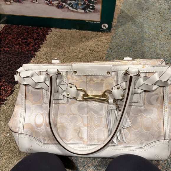 Coach Cream and White Signature Satchel - Picture 4 of 7
